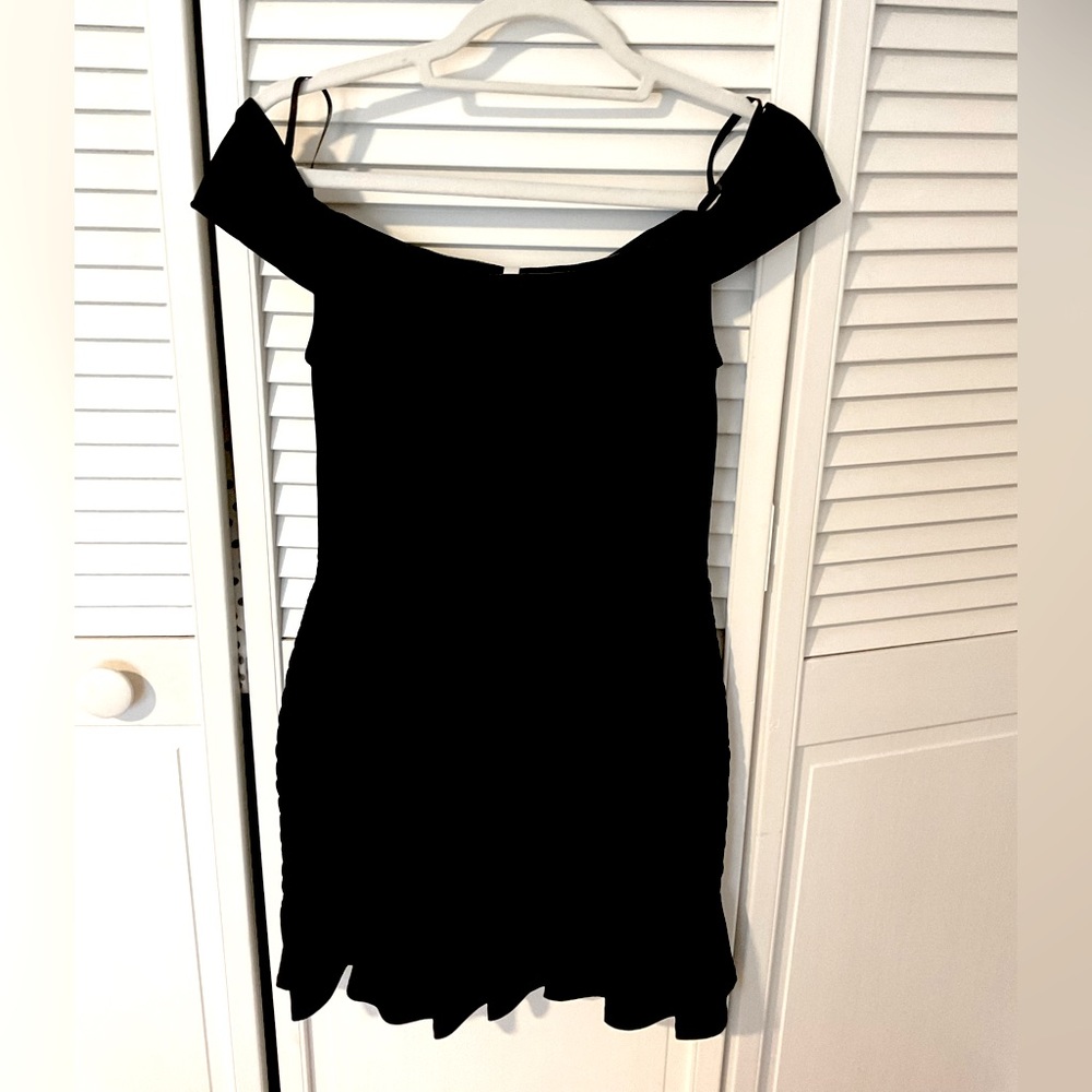 BCBG cocktail dress never worn!
